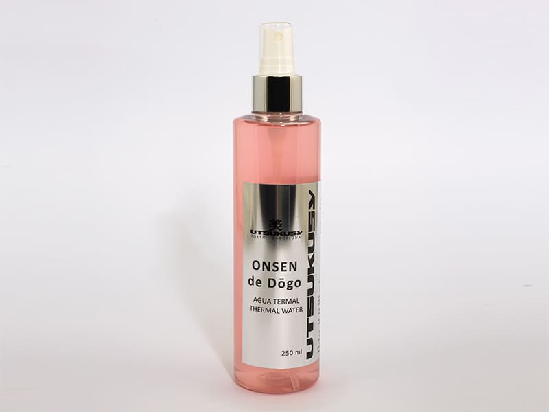 ONSEN DE DOGO AGUA TERMAL